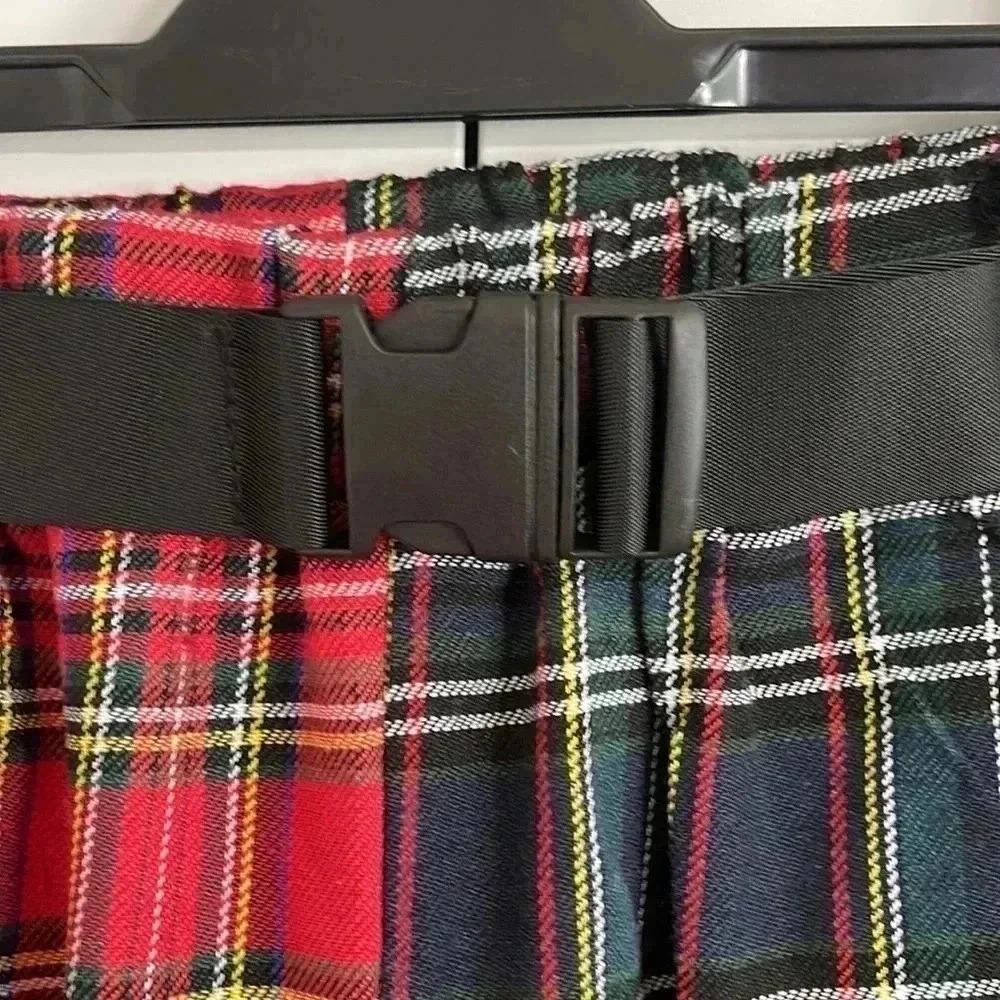 Angel Kiss Plaid Joggers - Picture 9 of 13